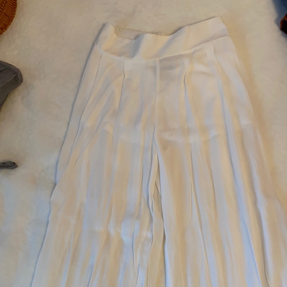 White flowy pants